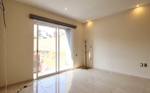 CASA EN VENTA PASEO DEL PARQUE, TRES MARÍAS, MORELIA