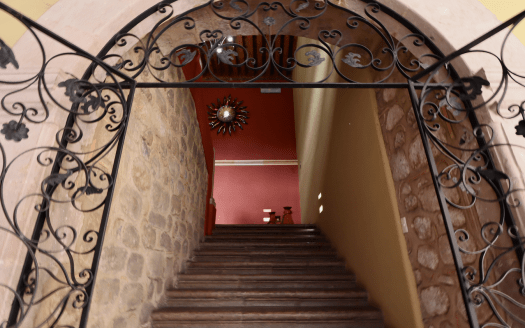 HOTEL CON ESTACIONAMIENTO EN VENTA EN PÁTZCUARO, CENTRO HISTÓRICO