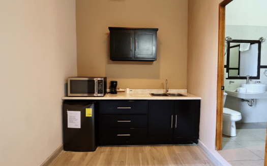 HOTEL CON ESTACIONAMIENTO EN VENTA EN PÁTZCUARO, CENTRO HISTÓRICO