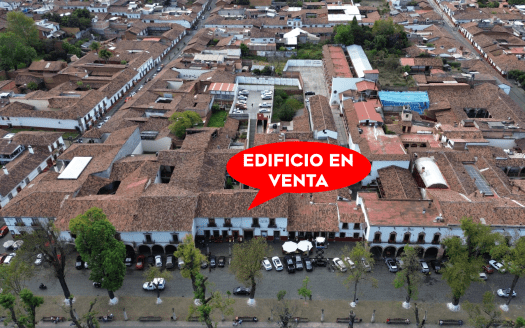 HOTEL CON ESTACIONAMIENTO EN VENTA EN PÁTZCUARO, CENTRO HISTÓRICO