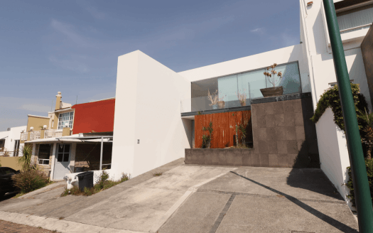 CASA EN VENTA EN MORELIA, FRACC. EL MONASTERIO