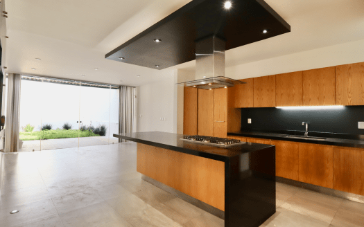 CASA EN VENTA EN MORELIA, FRACC. EL MONASTERIO