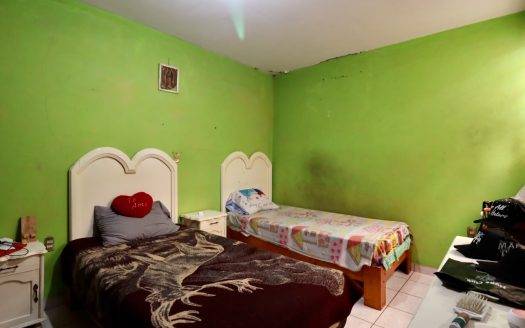 CASA EN VENTA EN MORELIA, COL. LA HUERTA