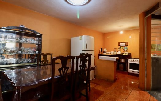 CASA EN VENTA EN MORELIA, COL. LA HUERTA