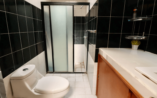 CASA EN VENTA EN MORELIA, LÁZARO CÁRDENAS (ZONA LAS TIJERAS)