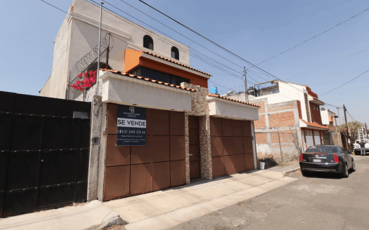 CASA EN VENTA EN MORELIA, LÁZARO CÁRDENAS (ZONA LAS TIJERAS)