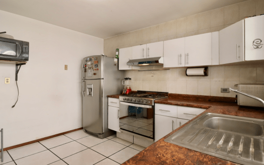 CASA EN VENTA EN MORELIA, LÁZARO CÁRDENAS (ZONA LAS TIJERAS)