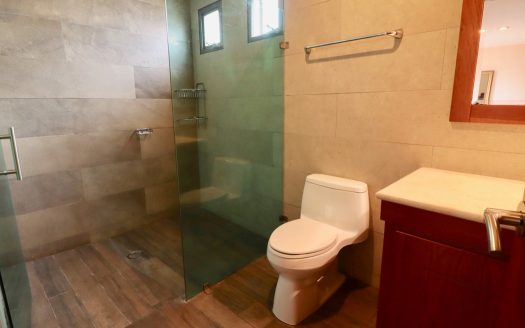 CASA EN VENTA EN MORELIA, RESIDENCIAL BUGAMBILIAS