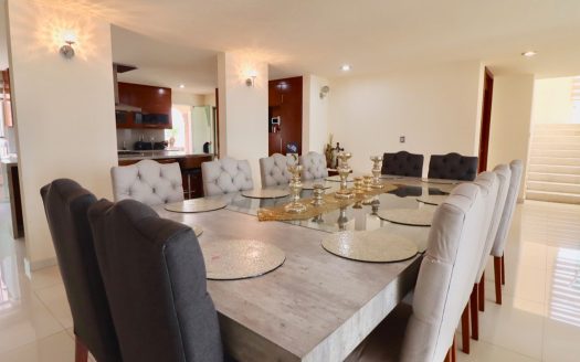 CASA EN VENTA EN MORELIA, RESIDENCIAL BUGAMBILIAS