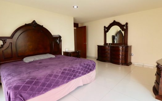 CASA EN VENTA EN MORELIA, RESIDENCIAL BUGAMBILIAS