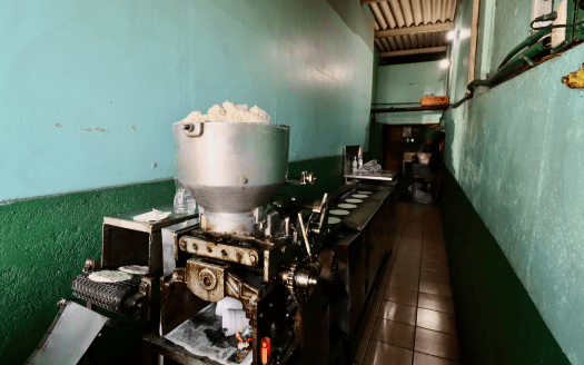 BODEGA EN VENTA EN MORELIA, MERCADO DE ABASTOS