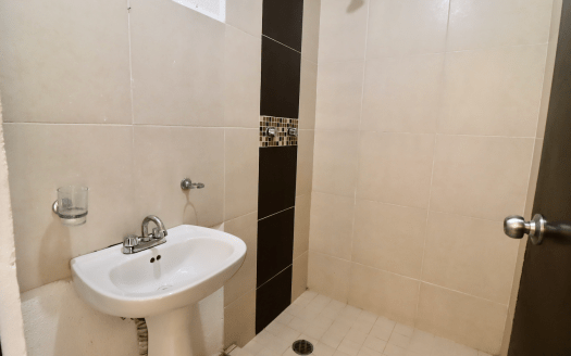 CASA EN VENTA EN MORELIA, FRACCIONAMIENTO CAMPO REAL