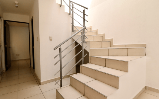 CASA EN VENTA EN MORELIA, FRACCIONAMIENTO CAMPO REAL