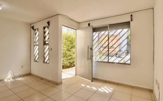 CASA EN VENTA EN MORELIA, FRACCIONAMIENTO CAMPO REAL