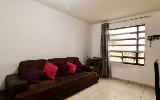 CASA EN VENTA EN MORELIA, FRACC. PUERTA NOGAL