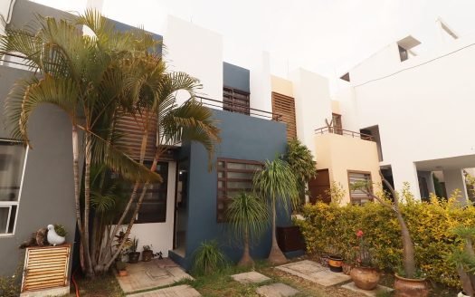 CASA EN VENTA EN MORELIA, FRACC. PUERTA NOGAL