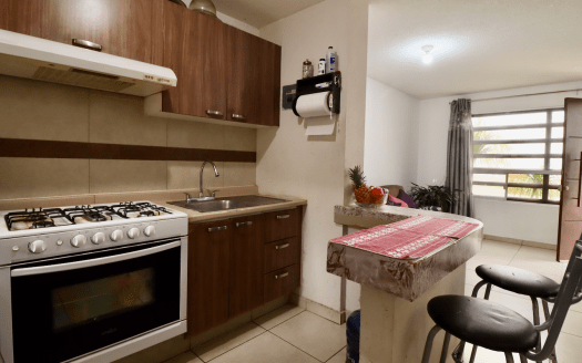 CASA EN VENTA EN MORELIA, FRACC. PUERTA NOGAL