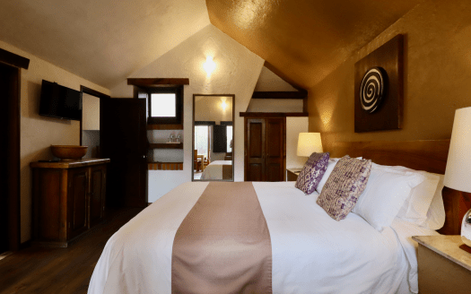 SE VENDE HOTEL EXCLUSIVO EN MORELIA, VISTA BELLA