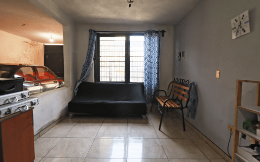 CASA EN VENTA EN MORELIA, ZONA MERCADO DE ABASTOS