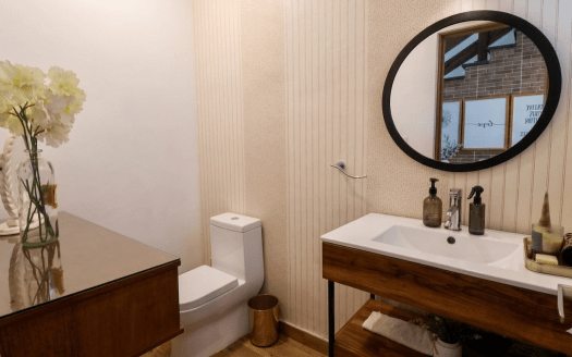 CASA EN VENTA ZONA BOSQUES TRES MARÍAS