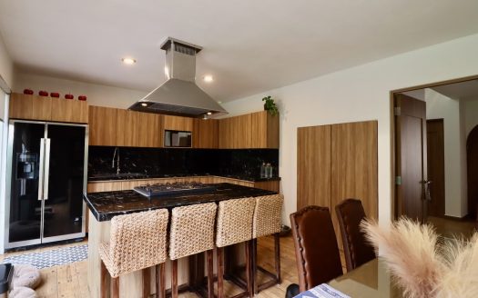 CASA EN VENTA ZONA BOSQUES TRES MARÍAS