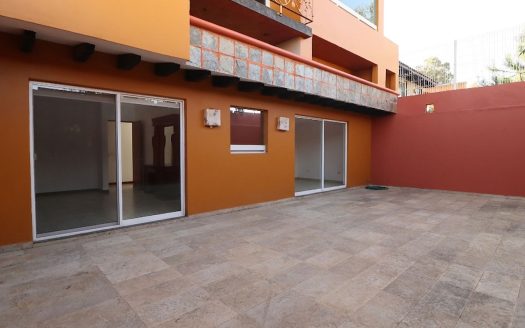 CASA EN VENTA EN MORELIA, CLUB DE GOLF ALTOZANO
