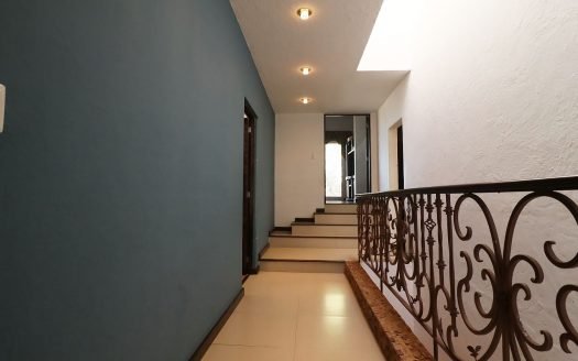 CASA EN VENTA EN MORELIA, CLUB DE GOLF ALTOZANO