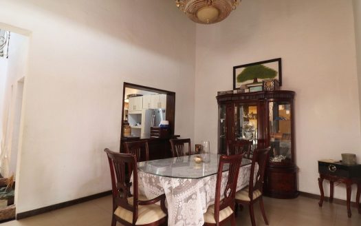 CASA EN VENTA EN MORELIA, CLUB DE GOLF ALTOZANO