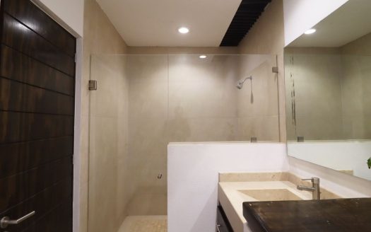 CASA EN VENTA EN MORELIA, CLUB DE GOLF ALTOZANO