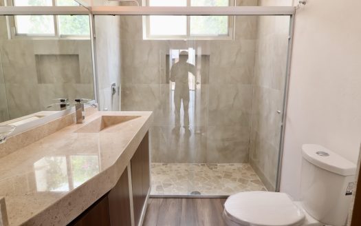 CASA EN VENTA EN MORELIA, ZONA ALTOZANO