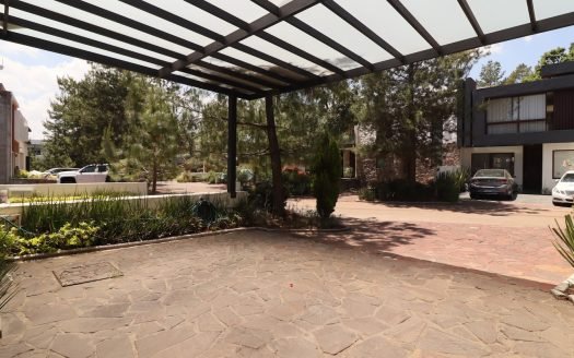 CASA EN VENTA EN MORELIA, ALTOZANO.