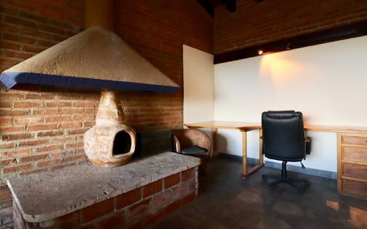 CASA EN VENTA EN PÁTZCUARO, VASCO DE QUIROGA