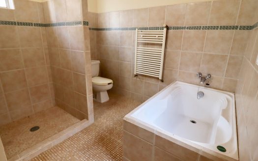 CASA EN VENTA EN PÁTZCUARO, VASCO DE QUIROGA