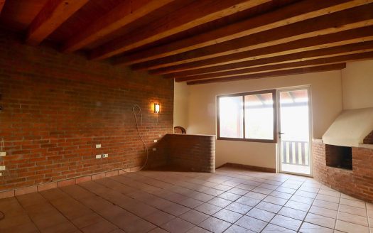 CASA EN VENTA EN PÁTZCUARO, VASCO DE QUIROGA