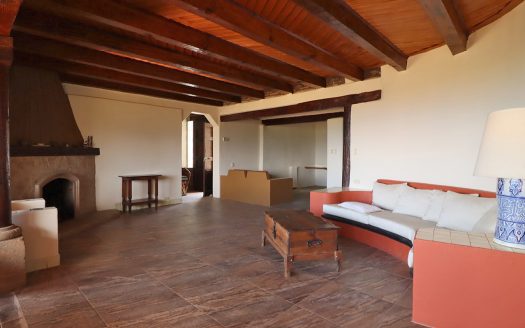 CASA EN VENTA EN PÁTZCUARO, VASCO DE QUIROGA