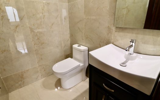 CASA EN VENTA EN MORELIA, VILLAS DEL LAGO (ZONA ALTOZANO)