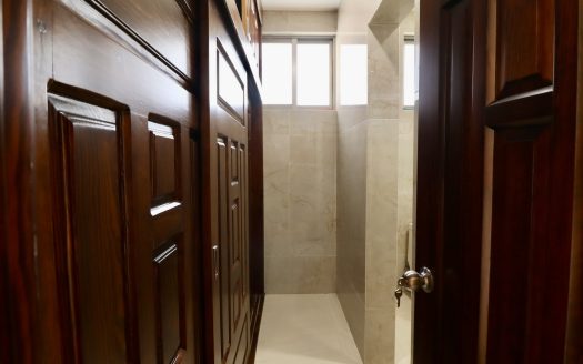 CASA EN VENTA EN MORELIA, VILLAS DEL LAGO (ZONA ALTOZANO)