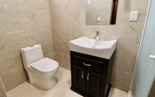 CASA EN VENTA EN MORELIA, VILLAS DEL LAGO (ZONA ALTOZANO)