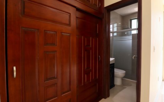 CASA EN VENTA EN MORELIA, VILLAS DEL LAGO (ZONA ALTOZANO)