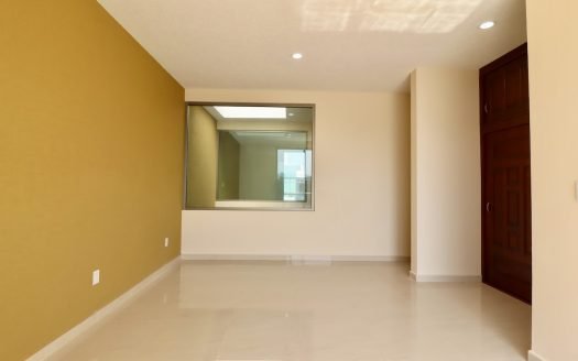 CASA EN VENTA EN MORELIA, VILLAS DEL LAGO (ZONA ALTOZANO)
