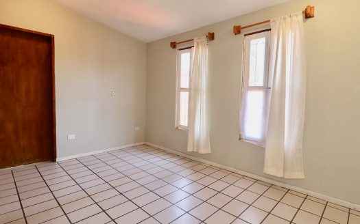 CASA EN VENTA EN MORELIA, COL. VISTA BELLA