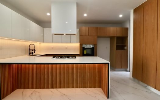 CASA EN VENTA EN MORELIA, FRACC. RÍO ALTOZANO