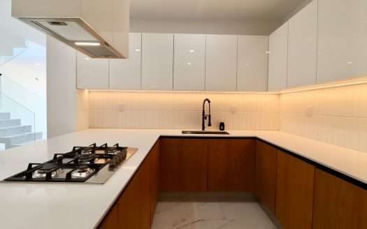 CASA EN VENTA EN MORELIA, FRACC. RÍO ALTOZANO