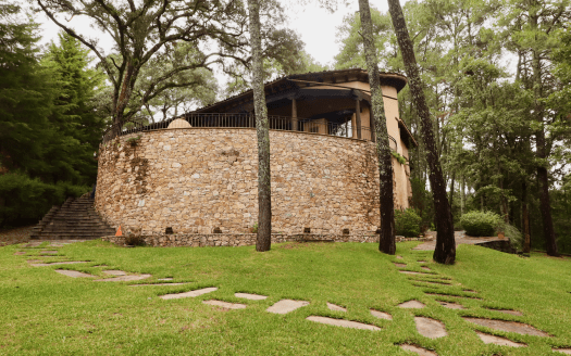 CASA EN VENTA EN ZIRAHUEN