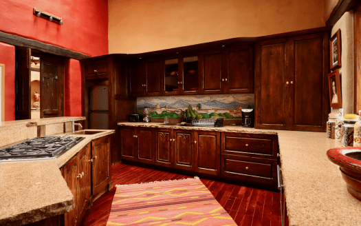 CASA EN VENTA EN ZIRAHUEN, MICHOACÁN.