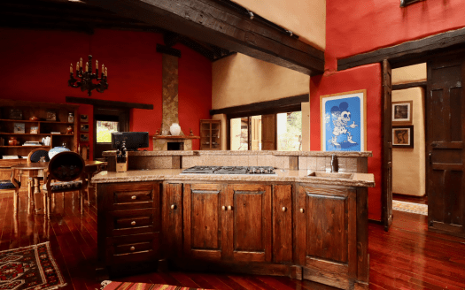 CASA EN VENTA EN ZIRAHUEN, MICHOACÁN.