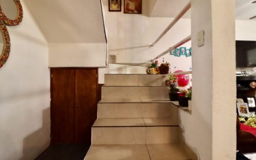CASA EN VENTA EN MORELIA, UBICADA EN COL. ARRIAGA RIVERA.