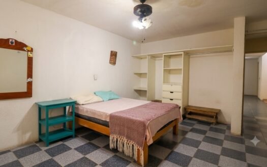 CASA EN VENTA EN MORELIA, UBICADA EN COL. ARRIAGA RIVERA.