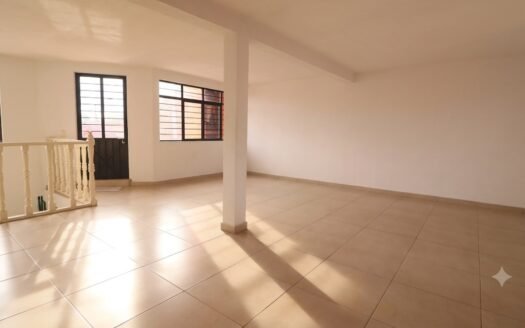 CASA EN VENTA EN MORELIA, UBICADA EN COL. ARRIAGA RIVERA.