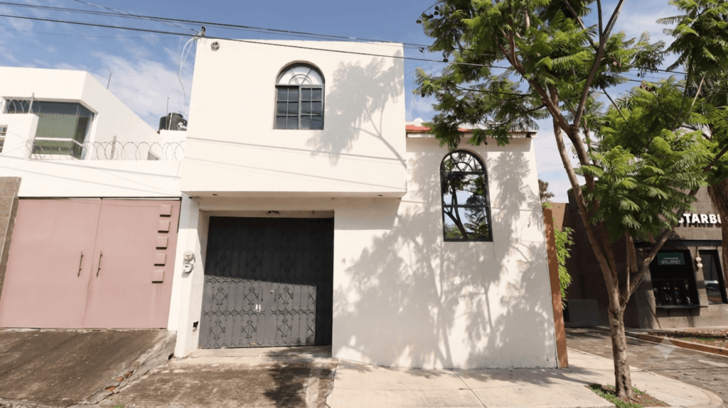 CASA EN VENTA EN MORELIA
